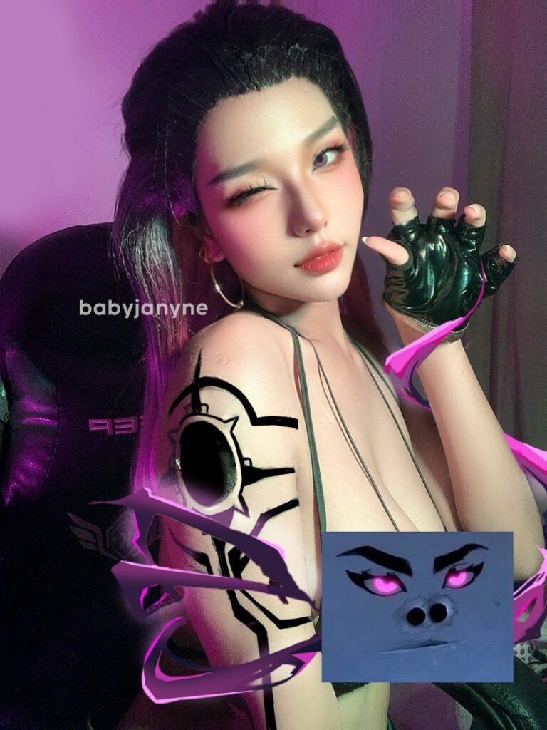 1 Janyne Lee Toa Sang Trong Man Cosplay Reyna Tu Valorant Reyna Từ Valorant